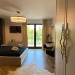 Апартаменты Lux By Torres At K39 *