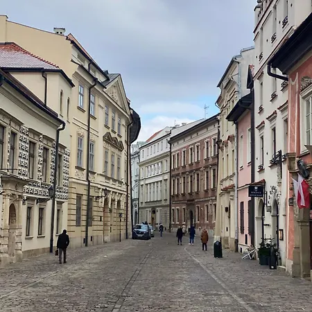 Lux By Torres At K39