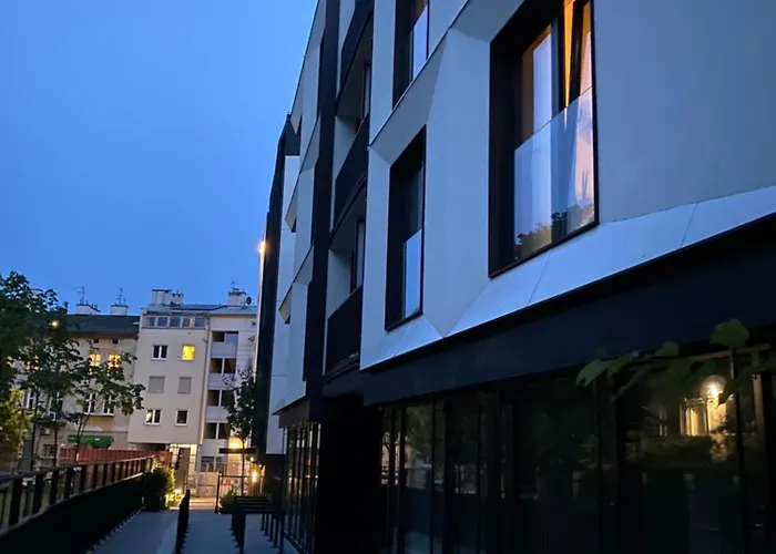 Apartment Lux By Torres At K39 Krakau